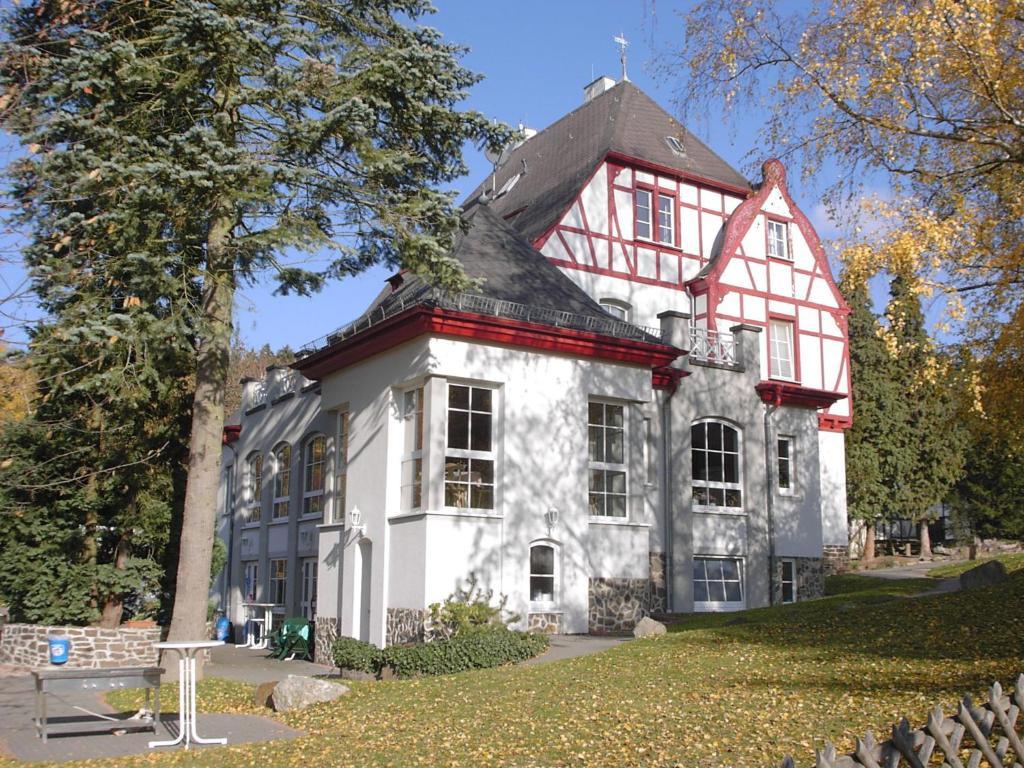 Waldhotel Forsthaus Remstecken Koblenz  Exterior photo